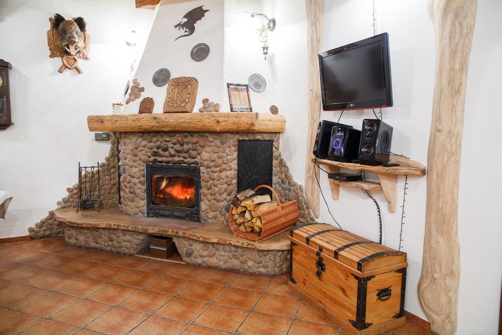 Karalinski Falvarok Tyzengauza Hotel Korolino  Kamer foto