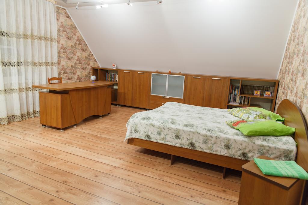 Karalinski Falvarok Tyzengauza Hotel Korolino  Kamer foto